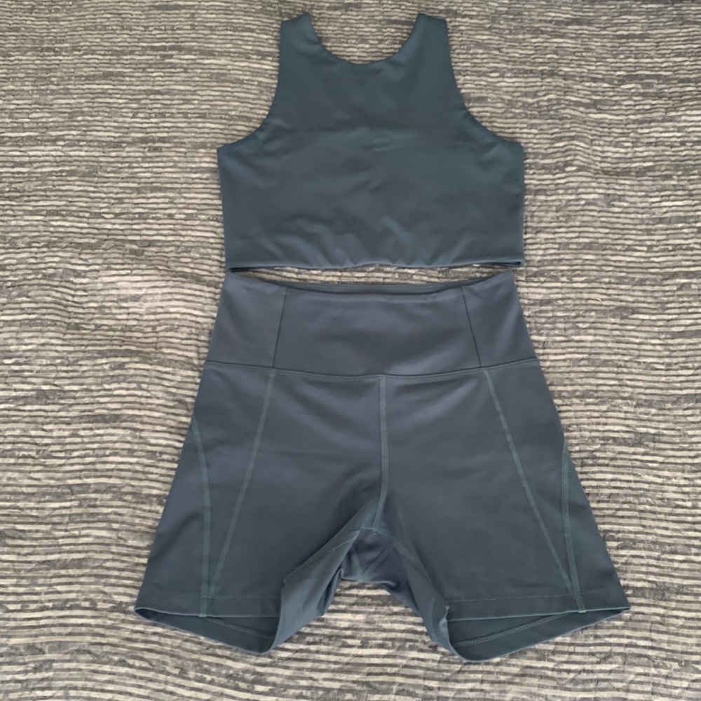 Girlfriend Collective Monarch Dylan Bra & Run Short Bundle- medium